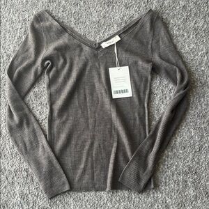 Everlane Off-Shoulder Top in Merino Wool